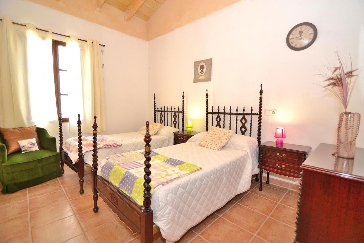 229 Casa Es Forn Etv10429 By Mallorca Charme Петра Екстериор снимка